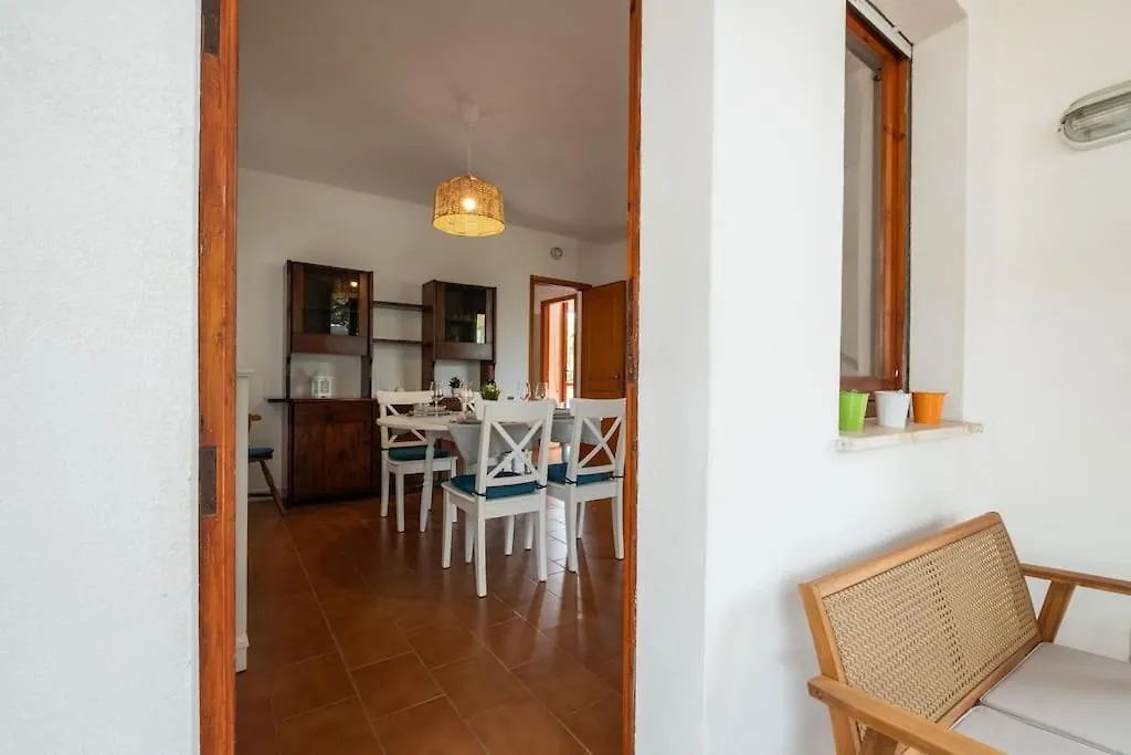 Villa Sant'Andrea 180M To The Sea- Privat Parking-Netflix-Self Check In 夸尔图-圣埃莱娜