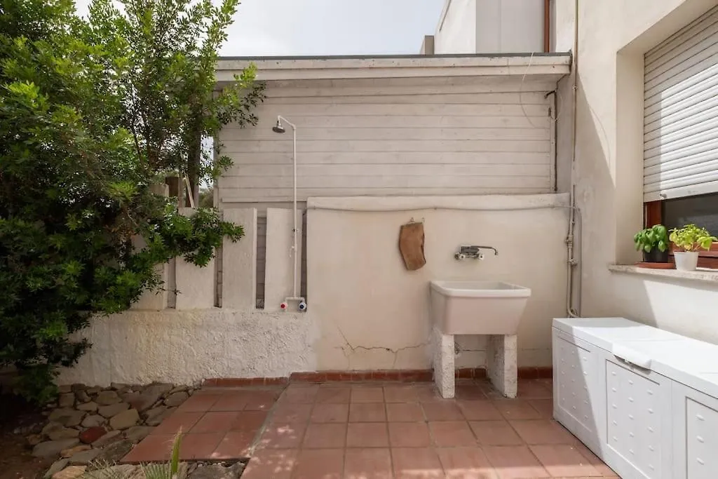 Villa Sant'Andrea 180M To The Sea- Privat Parking-Netflix-Self Check In 夸尔图-圣埃莱娜