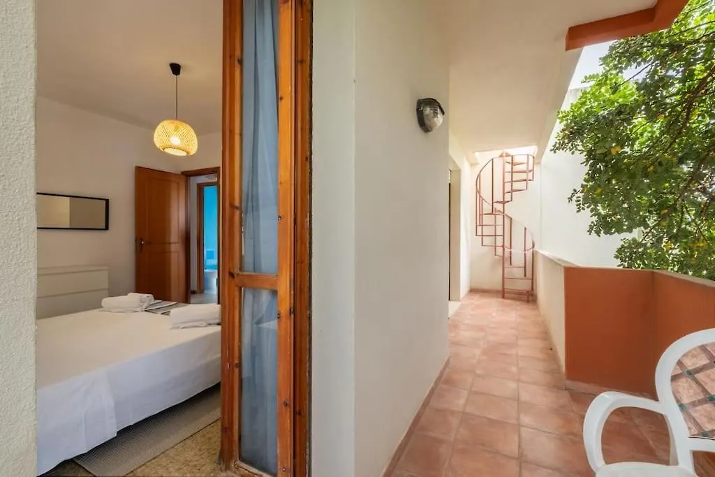 Villa Sant'Andrea 180M To The Sea- Privat Parking-Netflix-Self Check In 夸尔图-圣埃莱娜
