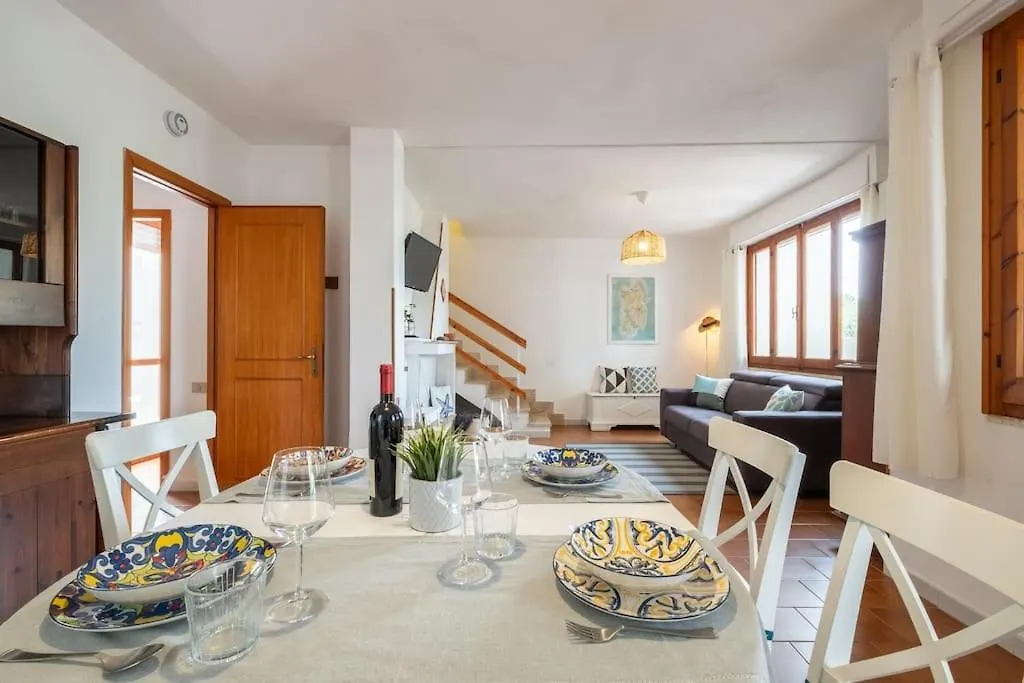 Villa Sant'Andrea 180M To The Sea- Privat Parking-Netflix-Self Check In 夸尔图-圣埃莱娜